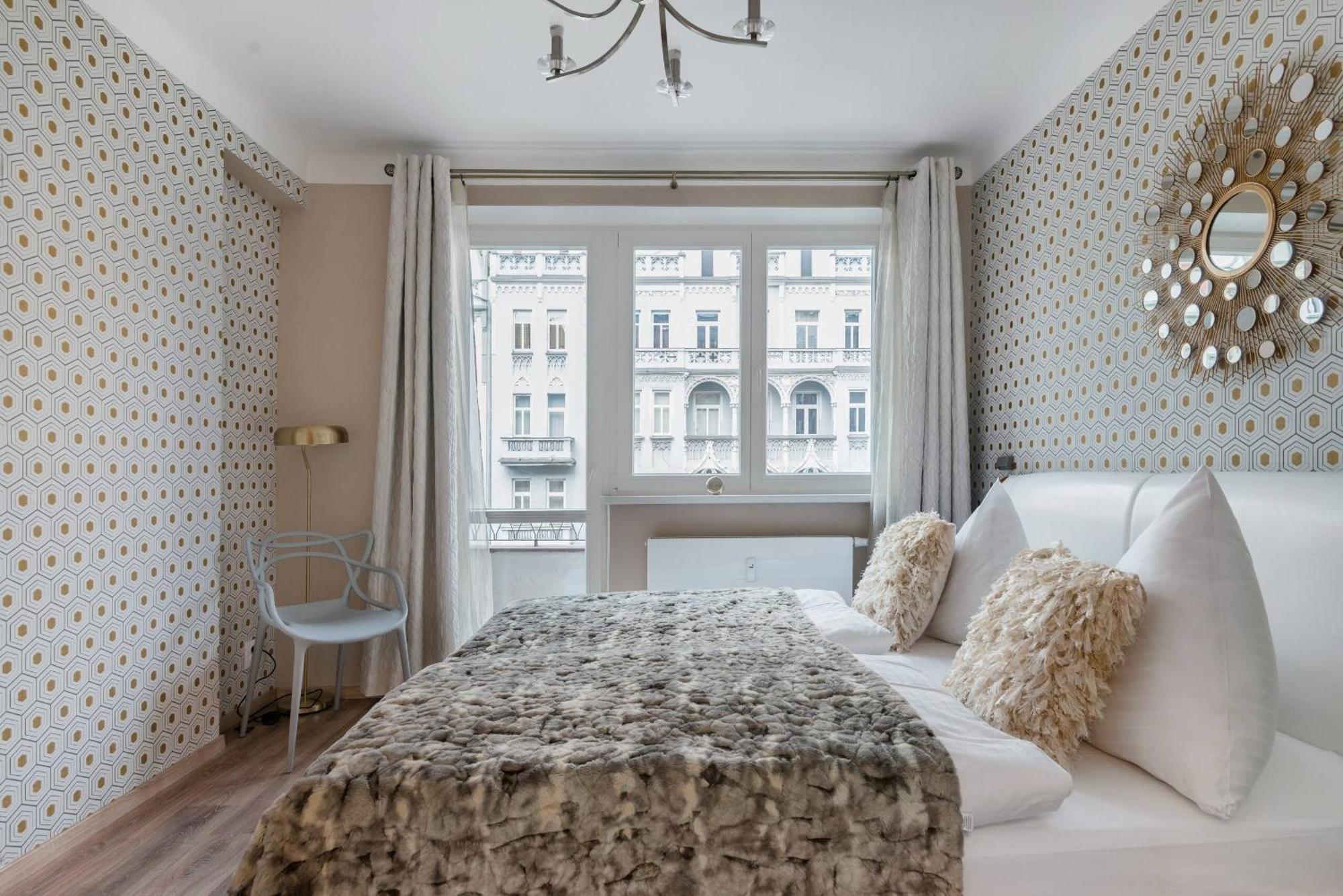 Pastel Art Deco 3BDR Ruterra Apt Praga Exterior foto
